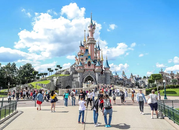 London to Disneyland Paris Trains